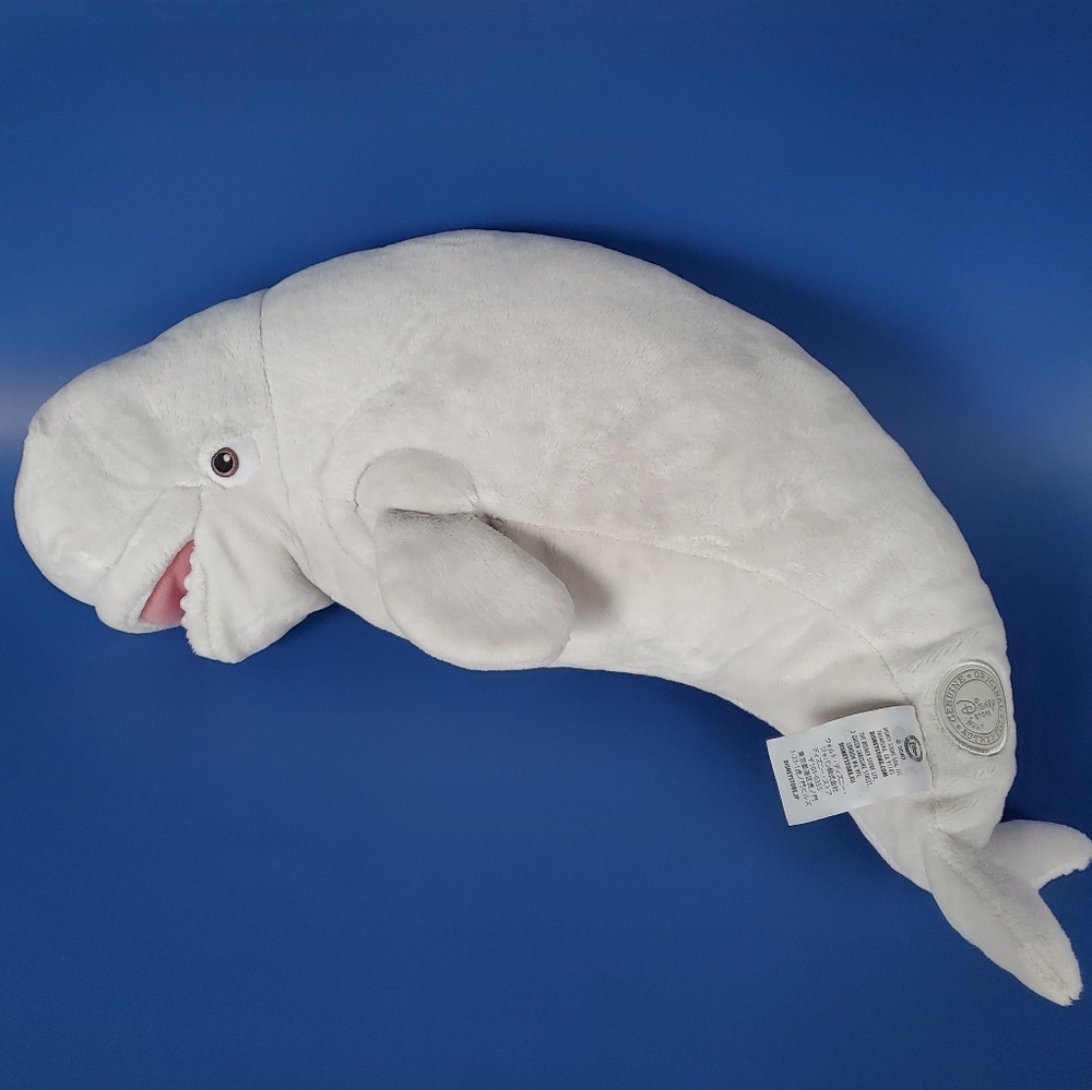 Disney Store Finding Dory Bailey White Beluga Whale 20” Stuffed Animal